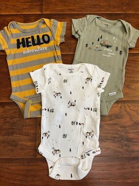 ⭐️⭐️ PICK 5 / $20 (3) Gerber Baby Bodysuit Set 0-3M